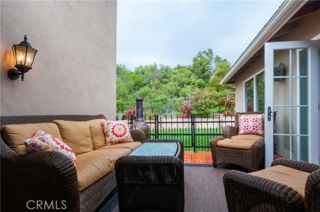 5819 Sunmist Drive, Rancho Palos Verdes, California 90275, 4 Bedrooms Bedrooms, ,2 BathroomsBathrooms,Residential,Sold,Sunmist,SB17033807
