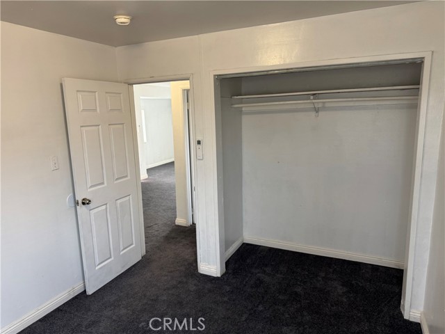 Detail Gallery Image 4 of 8 For 15990 Yucca, Hesperia,  CA 92345 - – Beds | – Baths