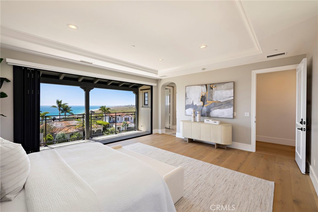 MLS #OC26122354 image #26