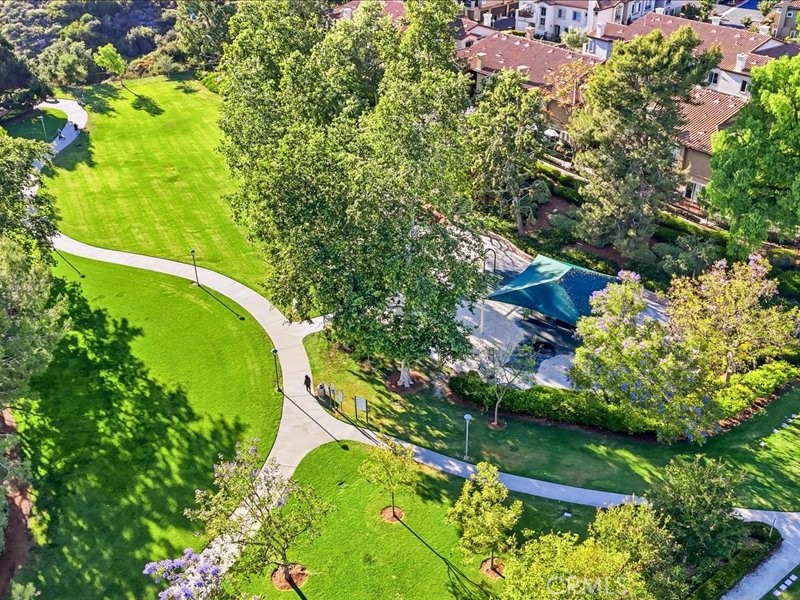 https://media.crmls.org/medias/c9148201-7545-4202-8851-dd81666d750f.jpg?preset=X-Large