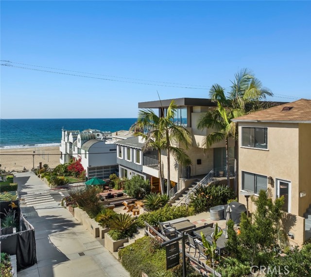 125 9th Street, Manhattan Beach, California 90266, ,Residential Income,For Sale,9th,SB24048017