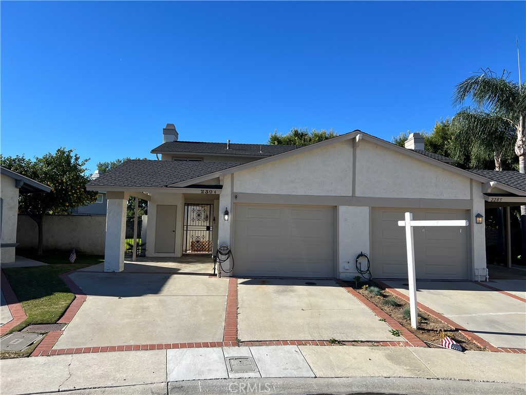 2304 Carrotwood