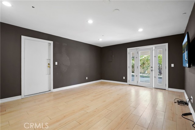 Detail Gallery Image 52 of 59 For 1025 E San Jose Ave, Burbank,  CA 91501 - 6 Beds | 6 Baths