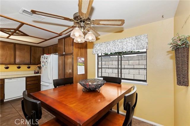 Detail Gallery Image 13 of 37 For 2862 S Taylor Ave, Ontario,  CA 91761 - 3 Beds | 2 Baths
