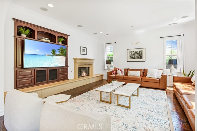 Detail Gallery Image 15 of 40 For 8005 Bell Crest Dr, Los Angeles,  CA 90045 - 6 Beds | 4 Baths