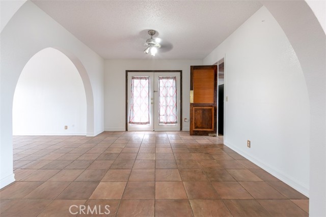 Detail Gallery Image 19 of 57 For 18281 Clark St, Perris,  CA 92570 - 4 Beds | 2/1 Baths