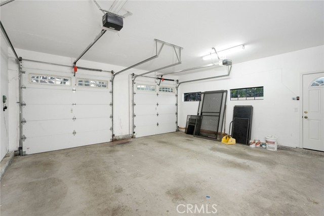 3229 Raintree Avenue, Torrance CA: https://media.crmls.org/medias/c917b4d6-dc87-4233-b740-cd28180b39a7.jpg