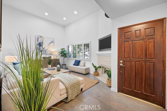 2000 Mathews Avenue, Redondo Beach, California 90278, 2 Bedrooms Bedrooms, ,2 BathroomsBathrooms,Residential,Sold,Mathews,SB22083449