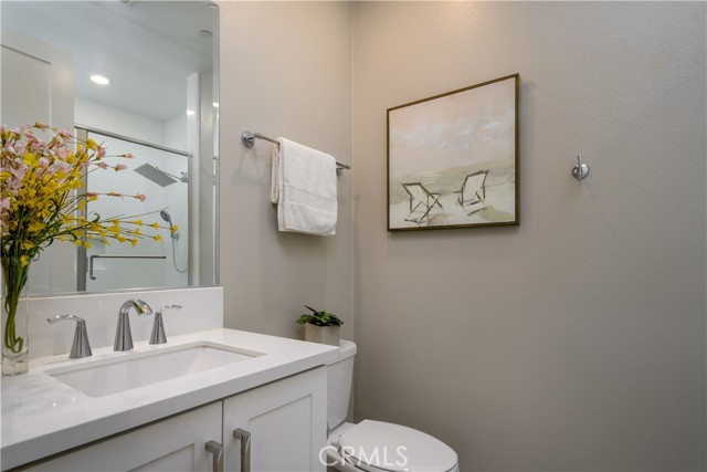 Detail Gallery Image 26 of 47 For 413 Transport, Tustin,  CA 92782 - 4 Beds | 4 Baths