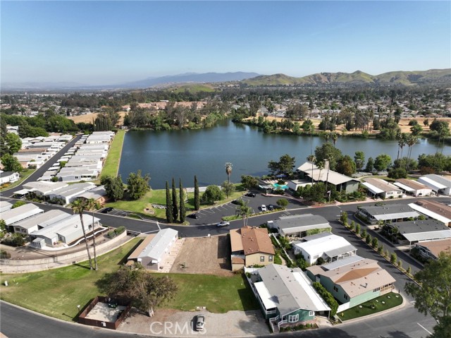 15111 Pipeline Avenue, Chino Hills CA: https://media.crmls.org/medias/c9189ecf-6a70-421e-ba95-3710c78ca584.jpg