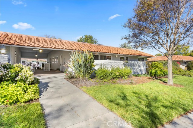 Detail Gallery Image 25 of 32 For 2046 via Mariposa E Unit P, Laguna Woods,  CA 92637 - 2 Beds | 2 Baths