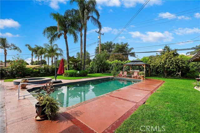 Detail Gallery Image 16 of 53 For 3694 Parkside, San Bernardino,  CA 92404 - 3 Beds | 3/1 Baths