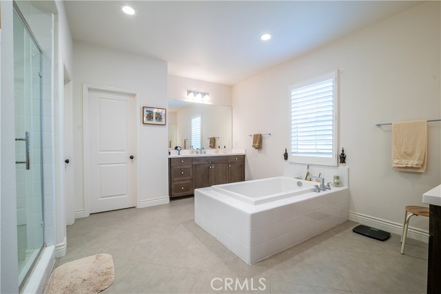 Detail Gallery Image 27 of 49 For 20523 Stella, Saugus,  CA 91350 - 4 Beds | 4 Baths