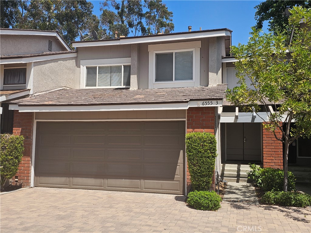 6555 E Camino Vista #3