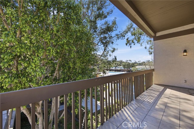 7202 Marina Pacifica S, Long Beach CA: https://media.crmls.org/medias/c919c89c-620d-4d2e-a205-dda0ce0cf5f4.jpg