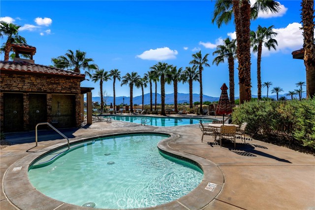 42911 Dell Lago Court, Indio CA: https://media.crmls.org/medias/c919ea12-580a-4d19-be83-1abd69b5ea06.jpg