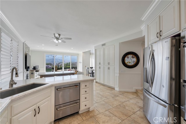5530 Van Gogh Way, Yorba Linda CA: https://media.crmls.org/medias/c91a4ce4-0f11-4317-8bb7-d0976fd6946e.jpg