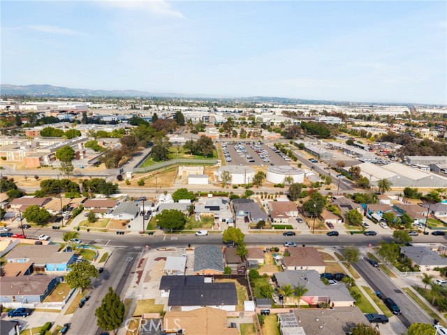12340 Dune Street, Norwalk CA: https://media.crmls.org/medias/c91afac4-7cc4-4e34-a53d-21c520f010df.jpg
