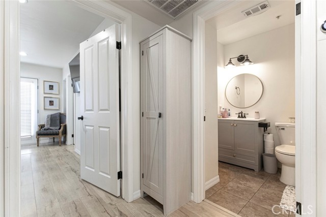 10894 Olinda Street, Sun Valley CA: https://media.crmls.org/medias/c91b5fb8-e749-4638-8148-23d736042631.jpg