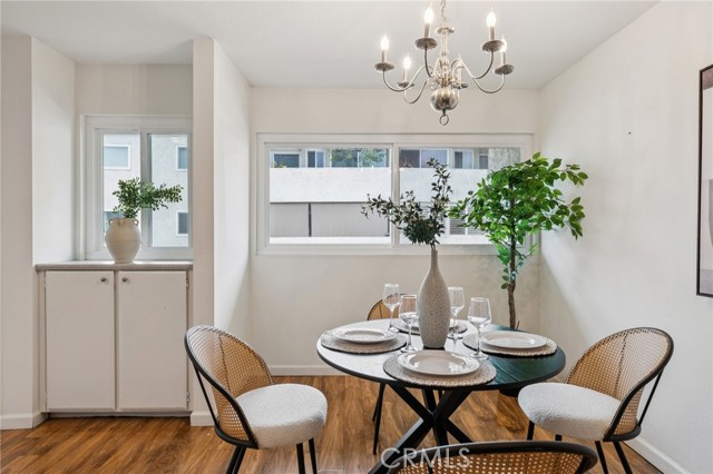 Detail Gallery Image 10 of 40 For 125 S Sierra Madre #215,  Pasadena,  CA 91107 - 2 Beds | 2 Baths