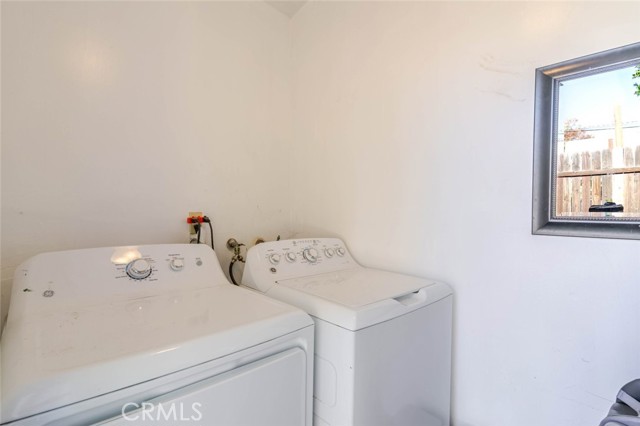 Detail Gallery Image 22 of 25 For 1221 Wesley Ave, Pasadena,  CA 91104 - 3 Beds | 2 Baths