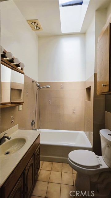 Detail Gallery Image 6 of 10 For 488 Royce St, Altadena,  CA 91001 - 2 Beds | 2 Baths