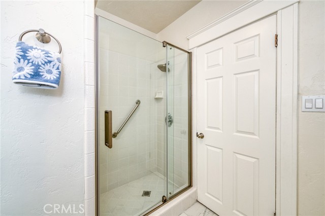 Detail Gallery Image 27 of 41 For 701 E Clinton, Fresno,  CA 93704 - 3 Beds | 1 Baths