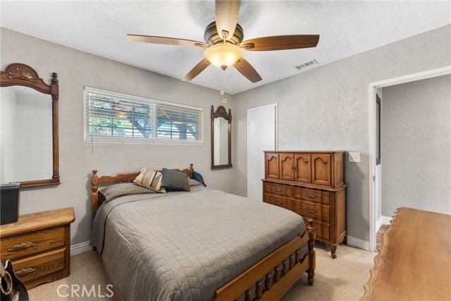 Image 22 of 43 For 5361 Cedar  