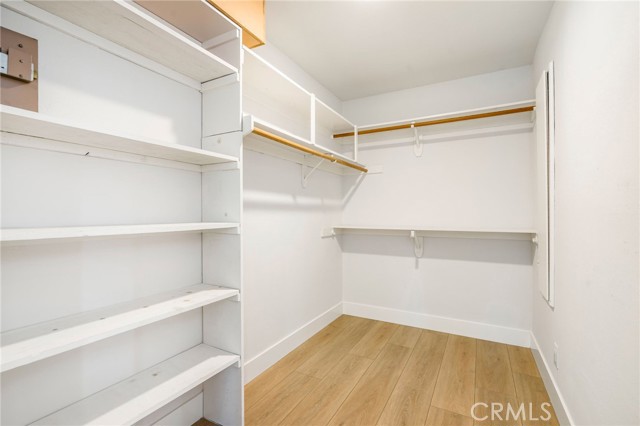927 6th Street, Hermosa Beach CA: https://media.crmls.org/medias/c91fee07-1db1-4bda-b8a4-1daa4abe52eb.jpg