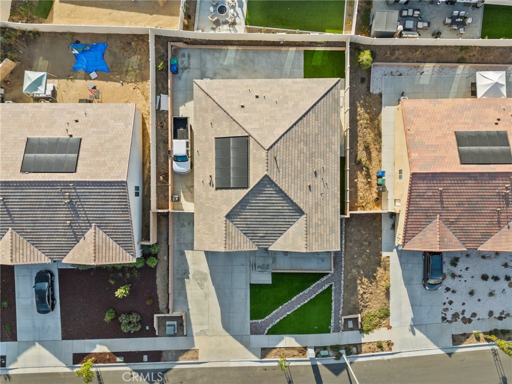 https://media.crmls.org/medias/c9203803-9475-4292-9769-6d4e540a60e8.jpg?preset=X-Large