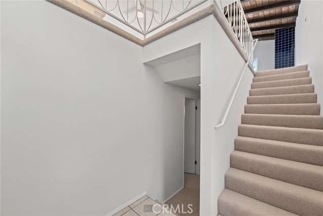 2015 Hillcrest Drive, Hermosa Beach, California 90254, 3 Bedrooms Bedrooms, ,1 BathroomBathrooms,Residential,Sold,Hillcrest,SB22206794