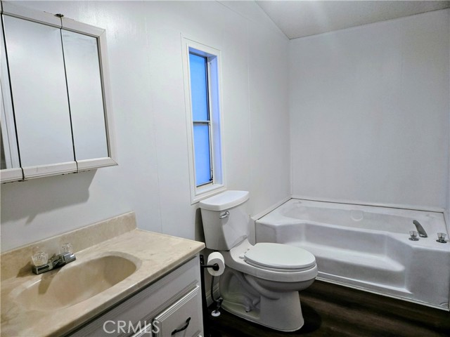 Detail Gallery Image 24 of 35 For 22020 Nisqually Rd #3,  Apple Valley,  CA 92308 - 3 Beds | 2 Baths