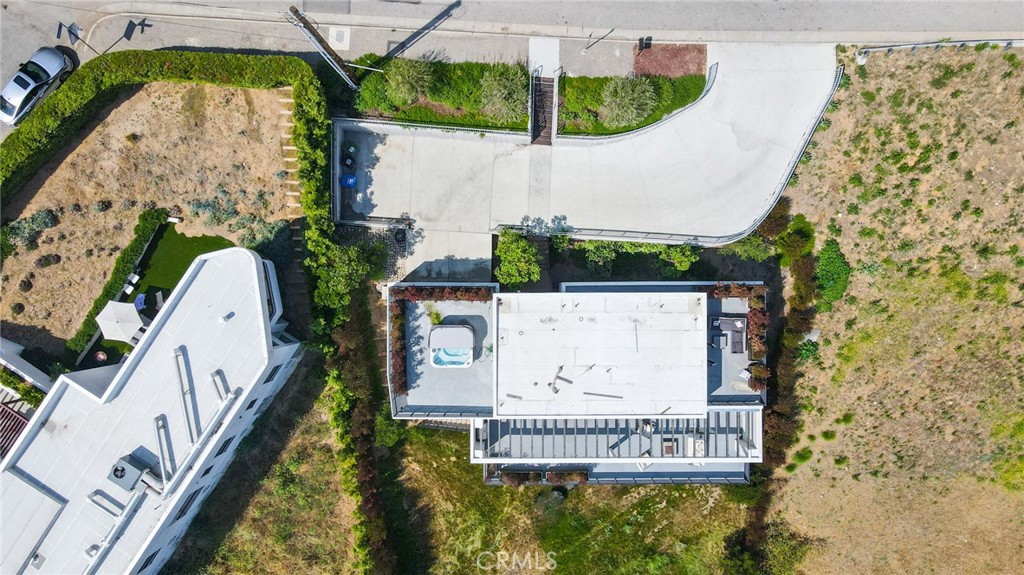 https://media.crmls.org/medias/c92203c5-d820-49d0-974e-ad459da16b4c.jpg?preset=X-Large