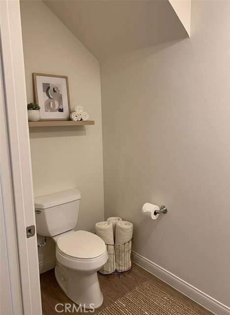 Detail Gallery Image 12 of 27 For 1452 S White #5,  Pomona,  CA 91766 - 4 Beds | 3 Baths