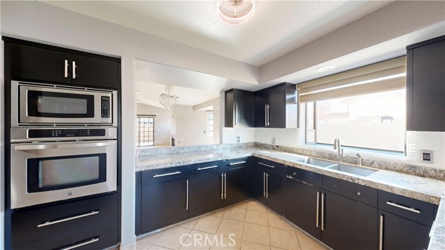 Detail Gallery Image 10 of 26 For 2267 Aurora Ct, El Centro,  CA 92243 - 3 Beds | 2 Baths