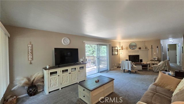 6286 Columbine Road, Magalia CA: https://media.crmls.org/medias/c9238421-9f2a-4c4d-a141-961f1b2ca981.jpg