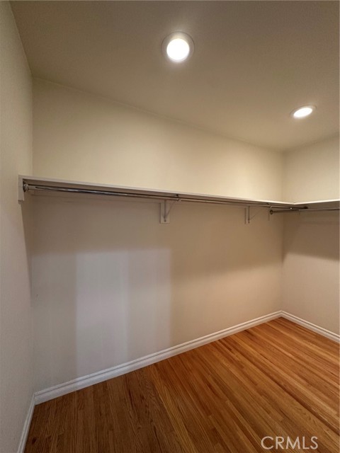 6724 Jumilla Avenue photo 22