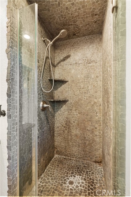 Detail Gallery Image 13 of 27 For 1841 Lake St, Huntington Beach,  CA 92648 - 3 Beds | 2 Baths