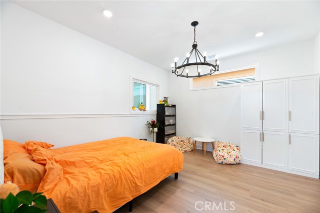 Detail Gallery Image 9 of 25 For 188 Merit, Irvine,  CA 92618 - 4 Beds | 3/1 Baths