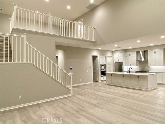 Detail Gallery Image 5 of 31 For 6504 Canyon Oaks Dr, Simi Valley,  CA 93063 - 5 Beds | 4/1 Baths