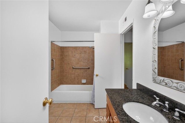 Detail Gallery Image 23 of 27 For 1511 Eudora Ave, Wilmington,  CA 90744 - 4 Beds | 2 Baths