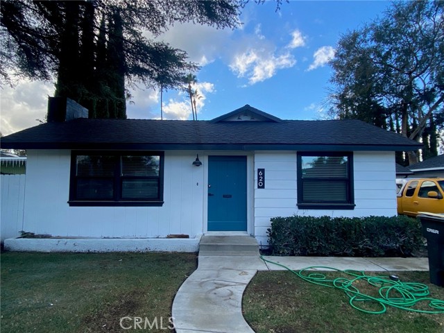 MLS# OC22258077