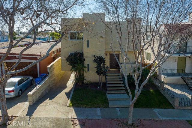 517 Francisca Avenue, Redondo Beach, California 90277, ,Residential Income,Sold,Francisca,PW23015235