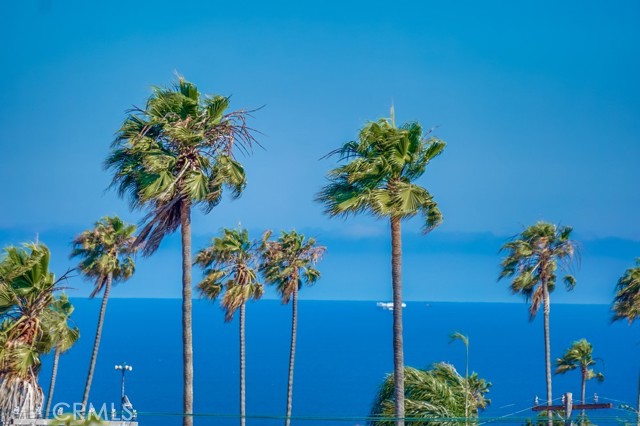 1754 Perch Street, San Pedro CA: https://media.crmls.org/medias/c929c3a6-7771-4b9a-9b56-c3a2bcb52a9e.jpg