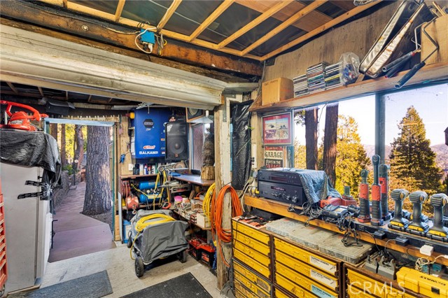 Detail Gallery Image 47 of 68 For 993 Mercury Way, Crestline,  CA 92325 - 2 Beds | 2 Baths