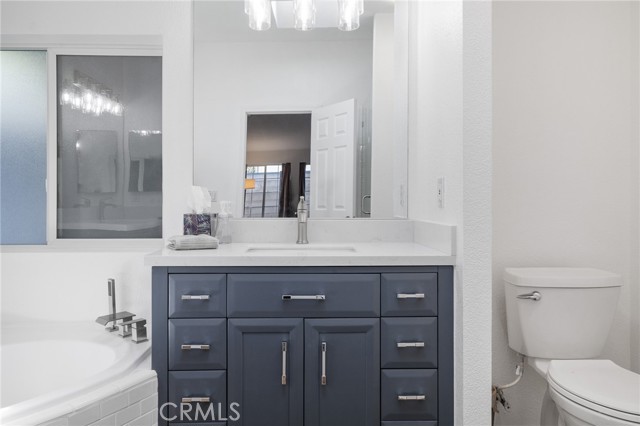 23777 Mulholland Highway, Calabasas CA: https://media.crmls.org/medias/c92a8e51-a1eb-42a6-b5ae-d5070a1ca3f7.jpg