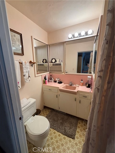 172 Camino Sobrante, Orinda CA: https://media.crmls.org/medias/c92b7f03-4eaa-4379-a20e-f6623f8be756.jpg