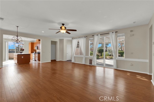 Detail Gallery Image 7 of 39 For 1596 Four Seasons, Beaumont,  CA 92223 - 2 Beds | 2 Baths