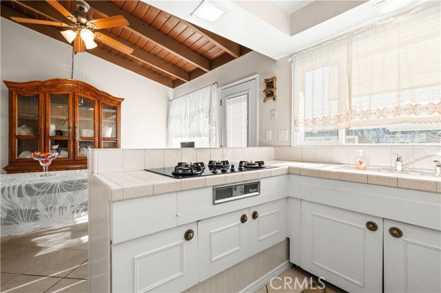 Detail Gallery Image 10 of 34 For 14216 Neargrove Rd, La Mirada,  CA 90638 - 3 Beds | 2 Baths