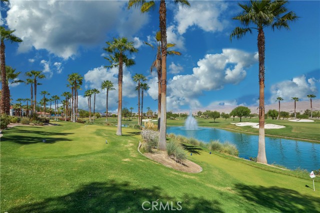80358 Avenida Santa Alicia, Indio CA: https://media.crmls.org/medias/c92e1bc2-f0d5-44ce-bbd0-2a533e287dc6.jpg